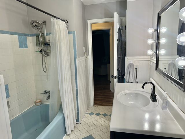 8401 Terry Ln, Hermitage, TN 37076