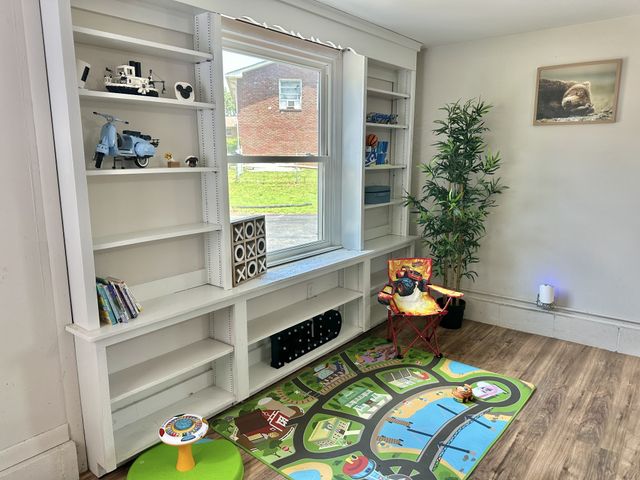 8401 Terry Ln, Hermitage, TN 37076