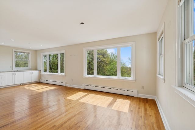 1197 TODT HILL Road, New York City, NY 10304