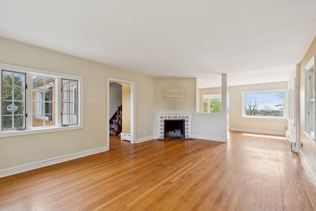 1197 TODT HILL Road, New York City, NY 10304