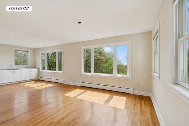 1197 TODT HILL Road, New York City, NY 10304