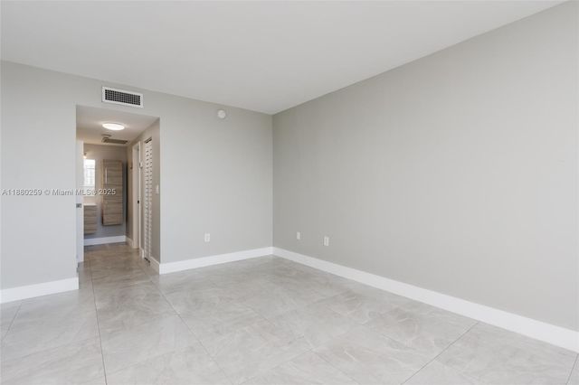 500 Bayview Dr 1727, Sunny Isles Beach, FL 33160