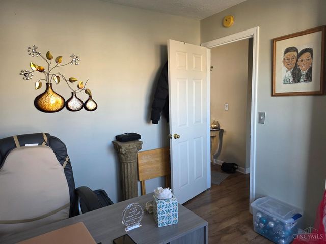 2329 Garrison Drive, Springfield Twp., OH 45231