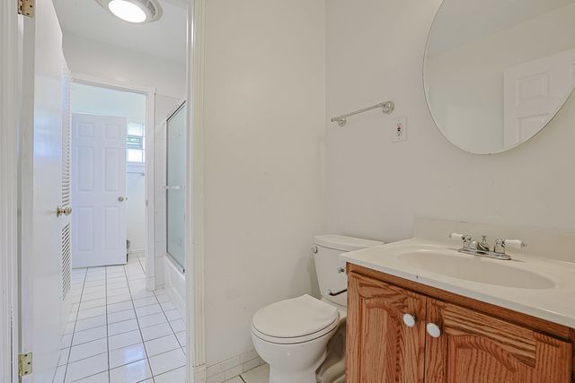 521 Edgewood Lane, Elk Grove Village, IL 60007