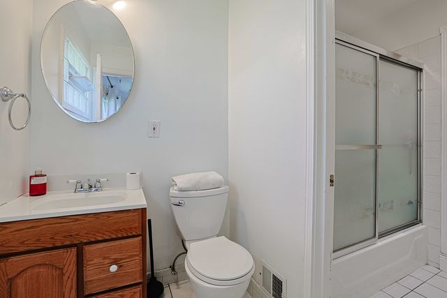 521 Edgewood Lane, Elk Grove Village, IL 60007