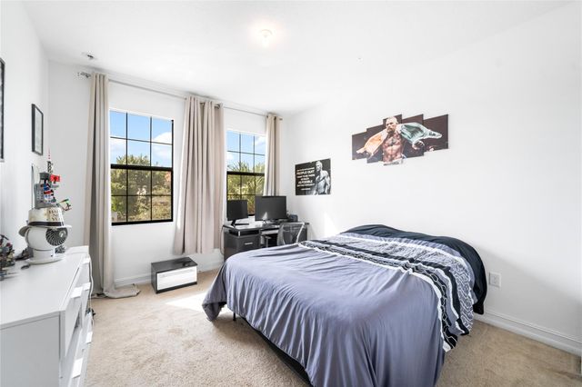 8049 Lemon Serpentine Lane, Delray Beach, FL 33446