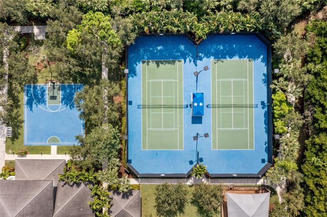 8049 Lemon Serpentine Lane, Delray Beach, FL 33446