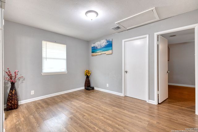 142 Hidden Valley, San Antonio, TX 78227