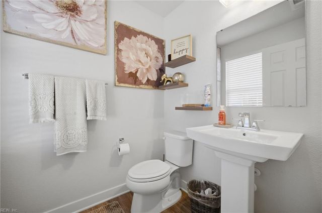 1813 Sunsprite LOOP, Chesapeake, VA 23323