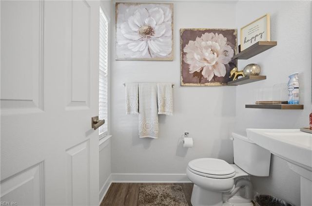 1813 Sunsprite LOOP, Chesapeake, VA 23323