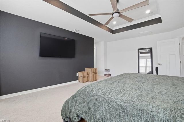 1813 Sunsprite LOOP, Chesapeake, VA 23323