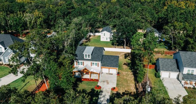 438 Locust Street, Walterboro, SC 29488