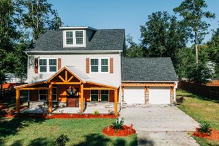 438 Locust Street, Walterboro, SC 29488