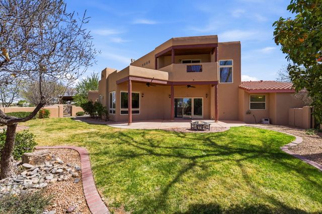 5901 Tierra Viva Place NW, Albuquerque, NM 87107