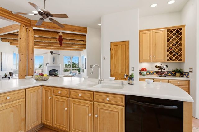 5901 Tierra Viva Place NW, Albuquerque, NM 87107