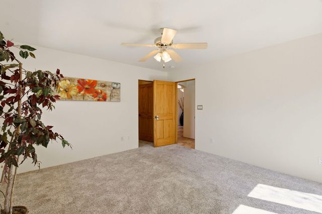 5901 Tierra Viva Place NW, Albuquerque, NM 87107