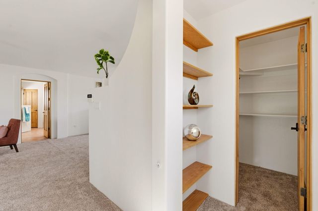 5901 Tierra Viva Place NW, Albuquerque, NM 87107