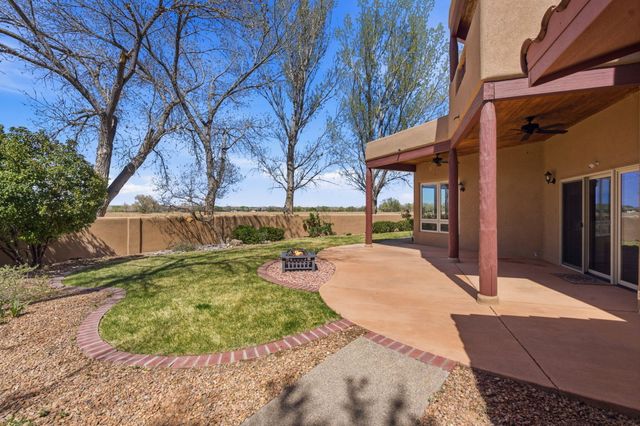 5901 Tierra Viva Place NW, Albuquerque, NM 87107