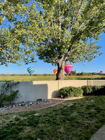 5901 Tierra Viva Place NW, Albuquerque, NM 87107