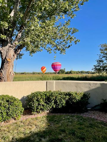 5901 Tierra Viva Place NW, Albuquerque, NM 87107