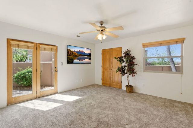 5901 Tierra Viva Place NW, Albuquerque, NM 87107