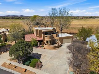 5901 Tierra Viva Place NW, Albuquerque, NM 87107