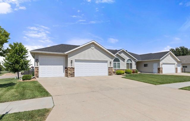 3410 Village Green Drive, Moorhead, MN 56560