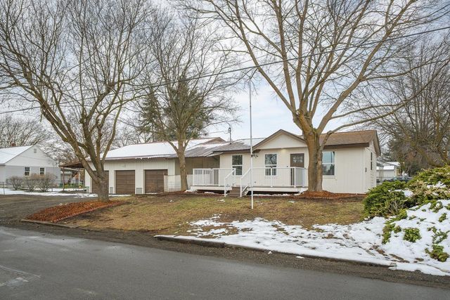 8702 E Cataldo Ave, Spokane Valley, WA 99212