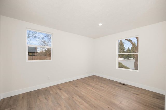 8702 E Cataldo Ave, Spokane Valley, WA 99212