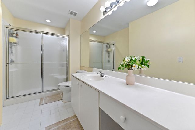 8404 Long Bay, West Palm Beach, FL 33411