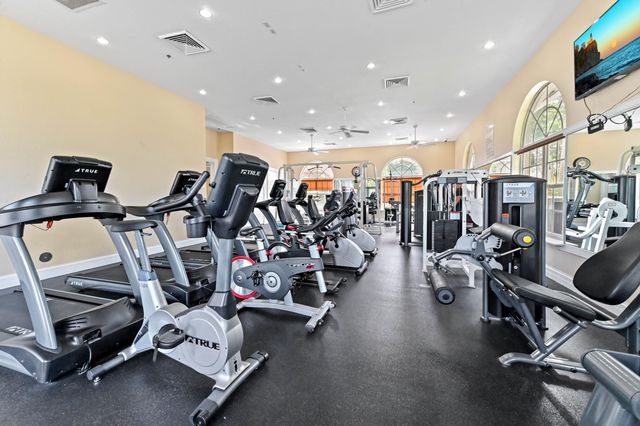 8404 Long Bay, West Palm Beach, FL 33411