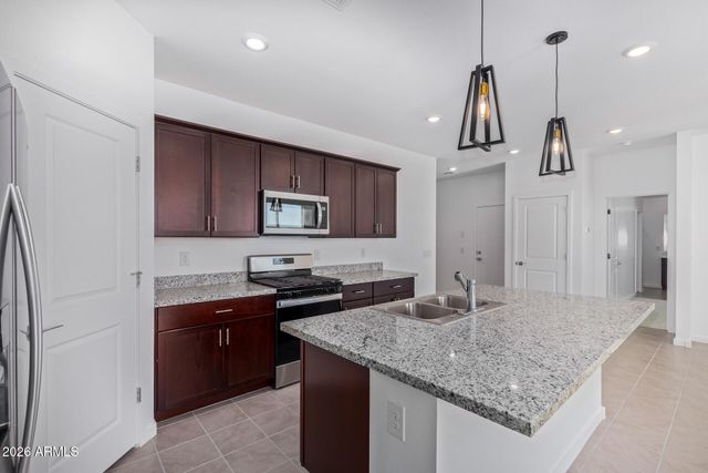 16009 W SMOKETREE Drive, Surprise, AZ 85387