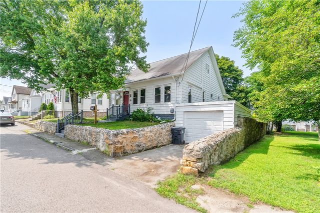 30 Greenville Avenue, North Providence, RI 02911