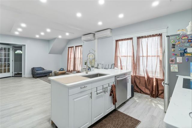 30 Greenville Avenue, North Providence, RI 02911