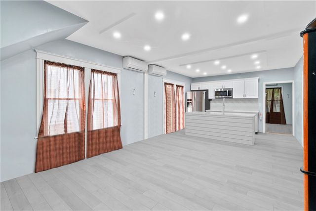 30 Greenville Avenue, North Providence, RI 02911