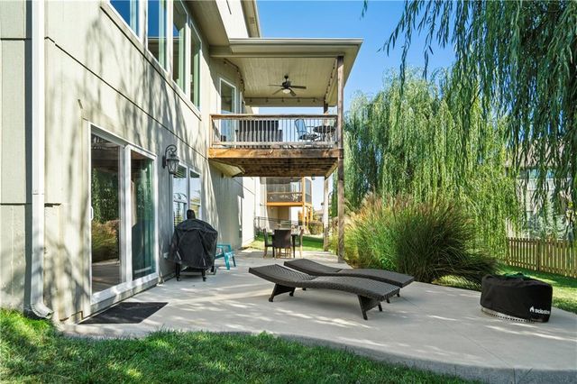 20035 W 107th Terrace, Olathe, KS 66061