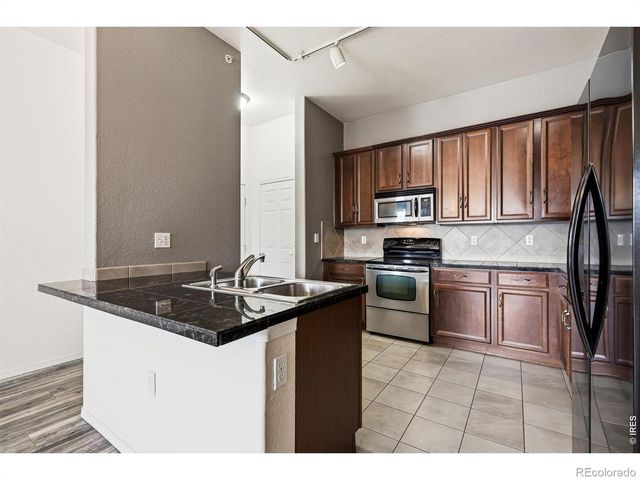 15460 Canyon Gulch Lane 310, Englewood, CO 80112