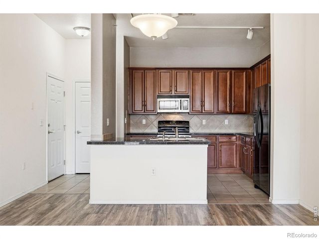 15460 Canyon Gulch Lane 310, Englewood, CO 80112