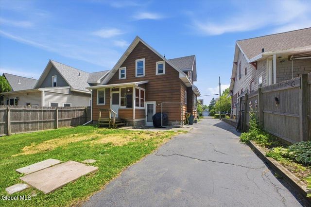 1155 Sumner Avenue, Schenectady, NY 12309