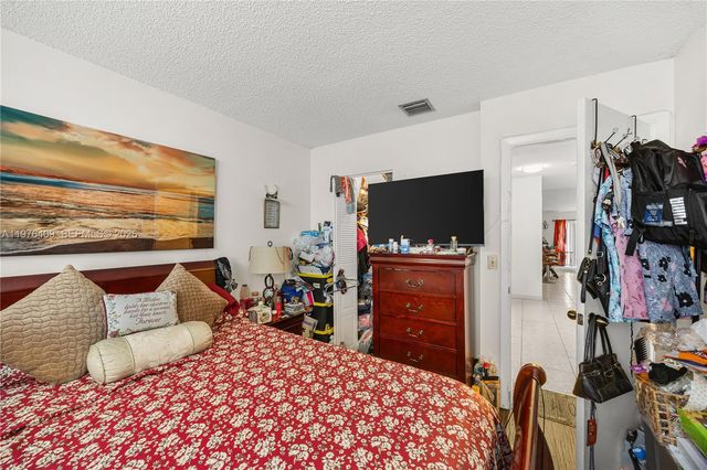 213 NW 60th Ave, Margate, FL 33063