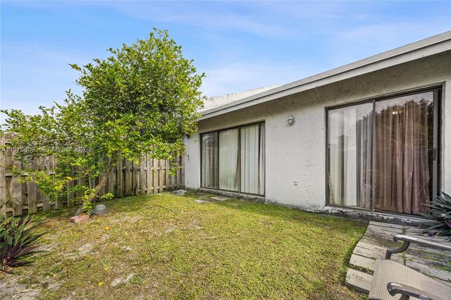 213 NW 60th Ave, Margate, FL 33063