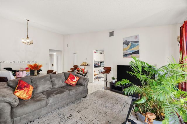 213 NW 60th Ave, Margate, FL 33063