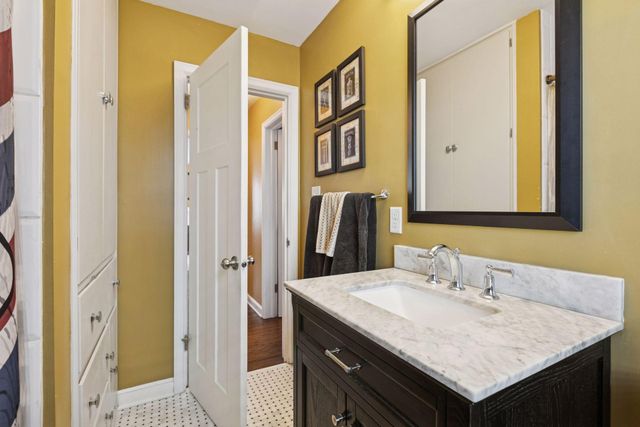 3605 Sumter Avenue S, Saint Louis Park, MN 55426