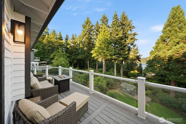620 122nd Street Ct NW, Gig Harbor, WA 98332
