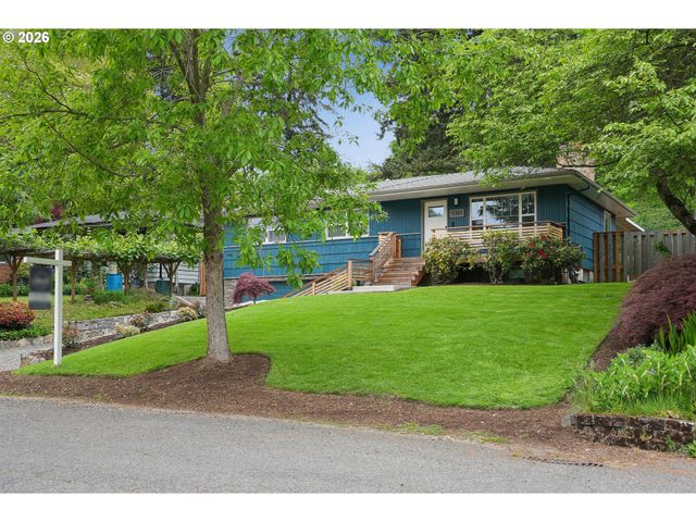 5383 Se MALDEN Dr, Portland, OR 97206