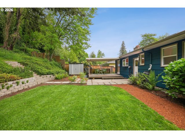 5383 Se MALDEN Dr, Portland, OR 97206