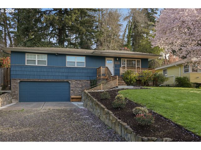 5383 Se MALDEN Dr, Portland, OR 97206