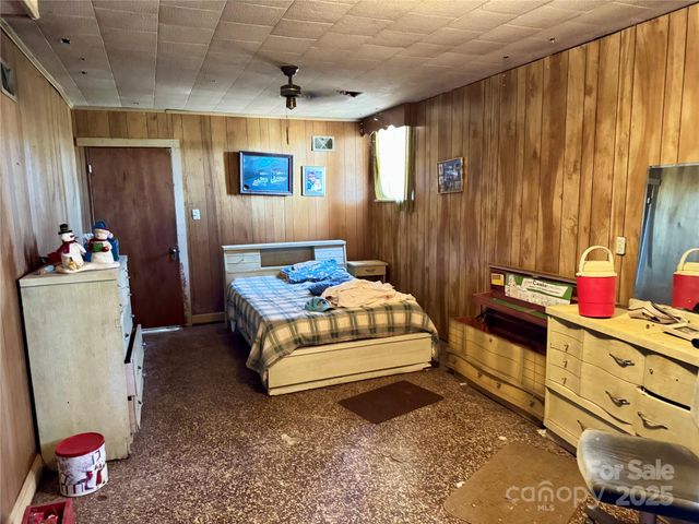 4073 Lee Cline Road, Conover, NC 28613