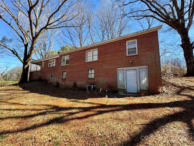 4073 Lee Cline Road, Conover, NC 28613
