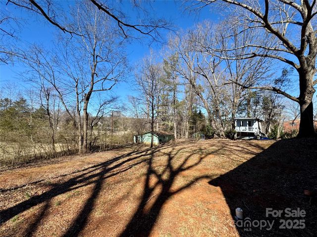 4073 Lee Cline Road, Conover, NC 28613